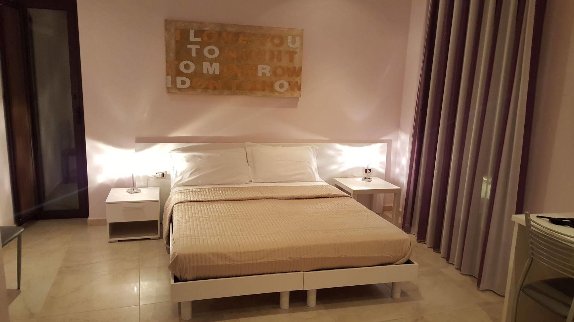 Four Rooms Agrigento Esterno foto